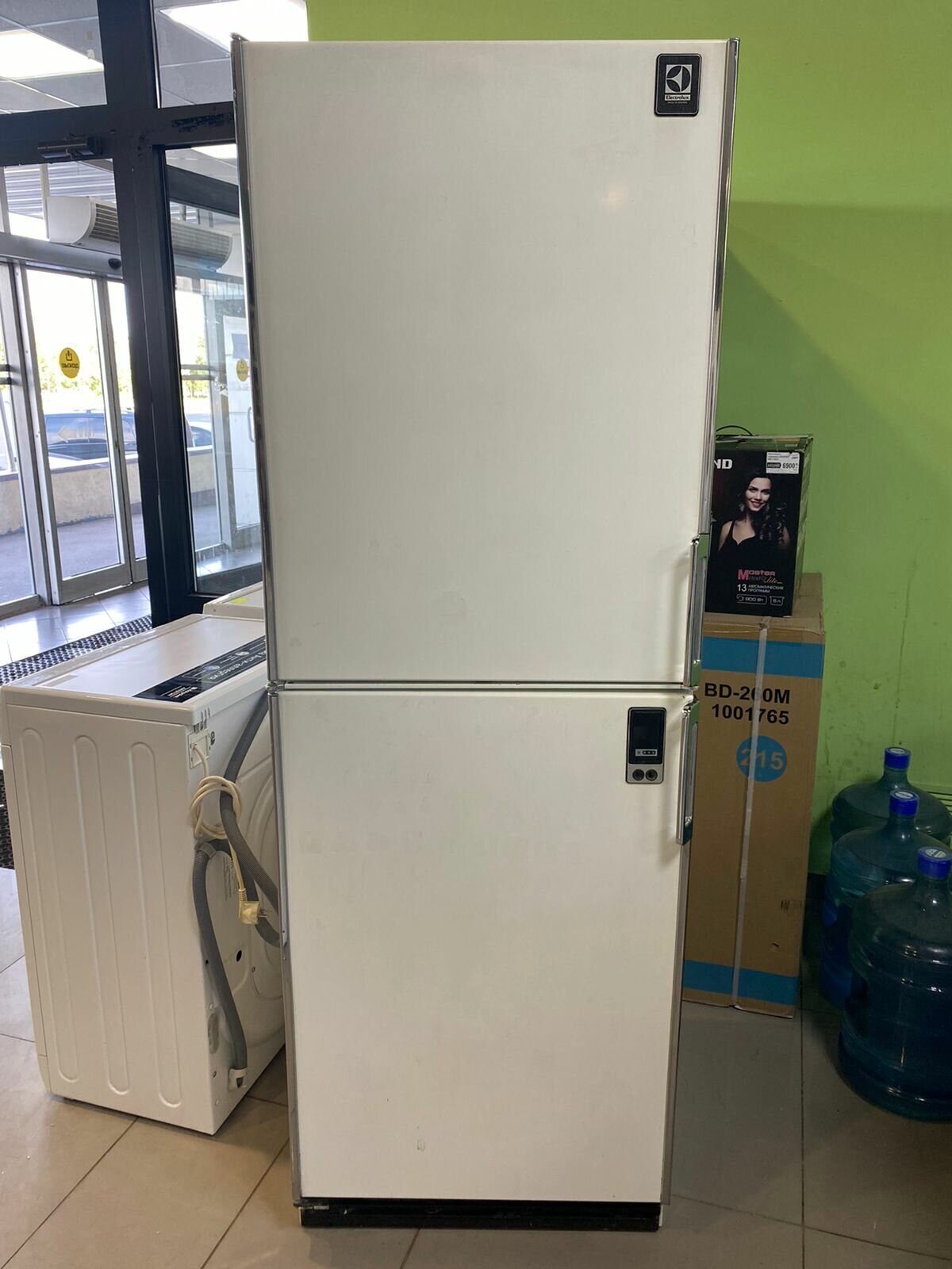 Холодильник Electrolux IR 1242 C